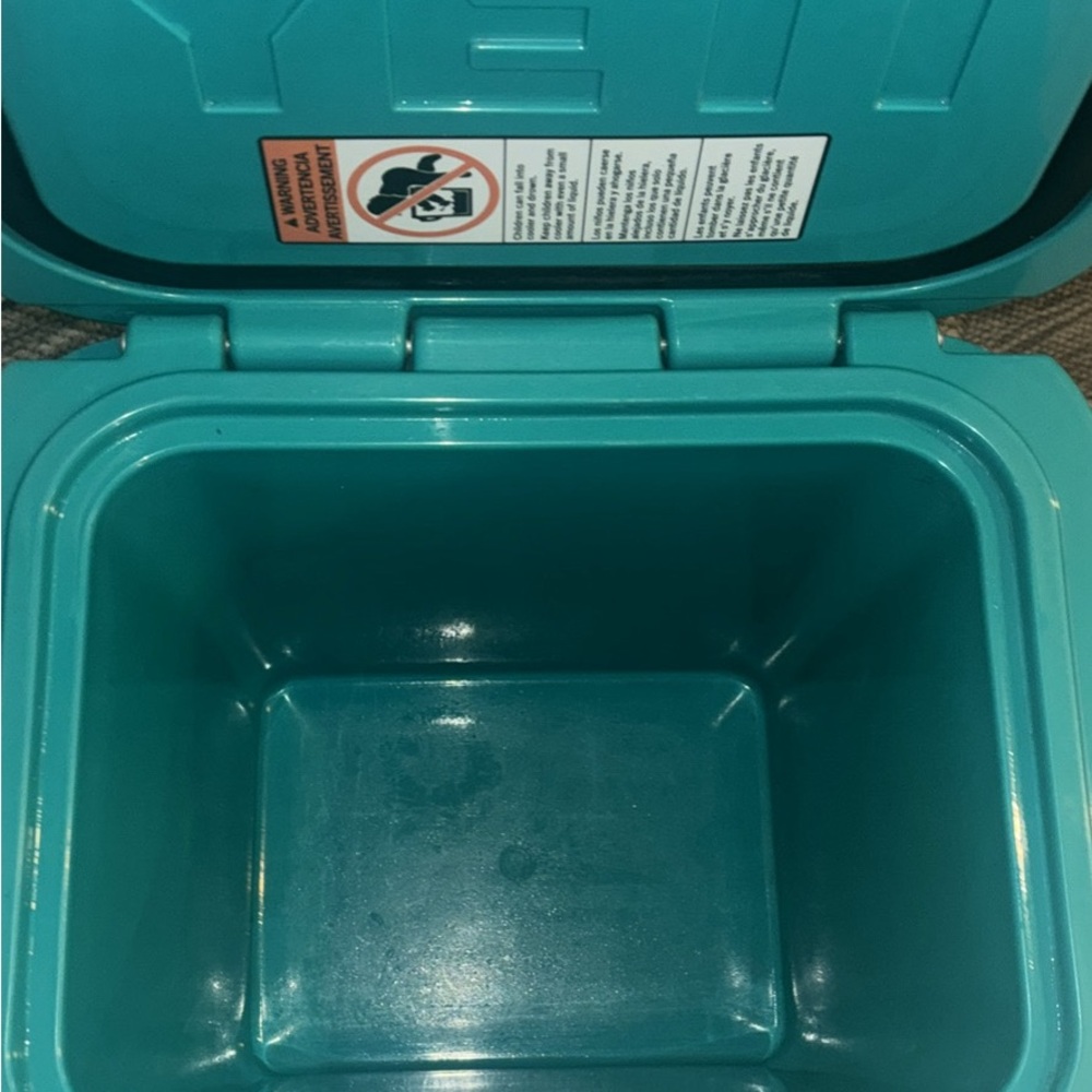 Yeti Blue Storage Containers Durable Stackable Organization - Picture 2 of 4